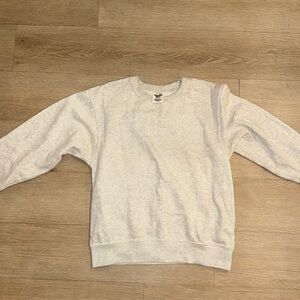 Medium oversized fit grey sweater